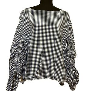 Super cute blouse from GAP.